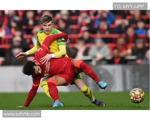 利物浦与中日德兰激战正酣比分悬念不断引发球迷热议